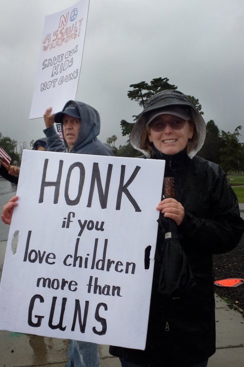 29196446_573739719636959_6874571555020472320_o